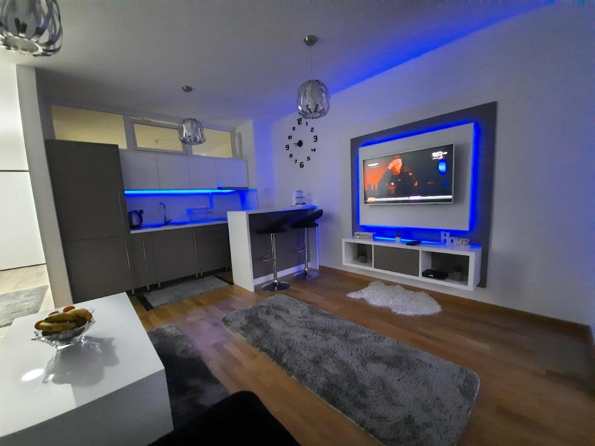 Apartman Bulevar Sarajevo - Free Parking Extérieur photo