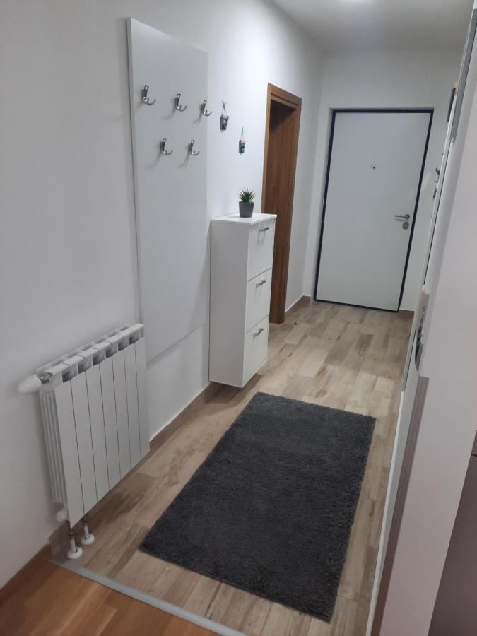Apartman Bulevar Sarajevo - Free Parking Extérieur photo