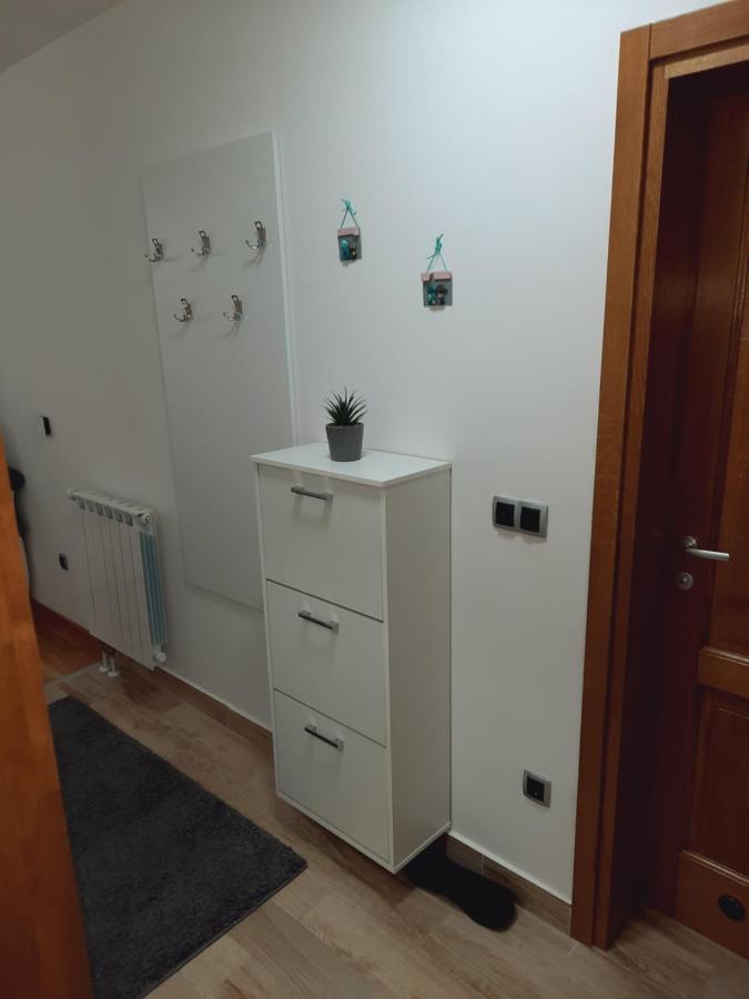 Apartman Bulevar Sarajevo - Free Parking Extérieur photo